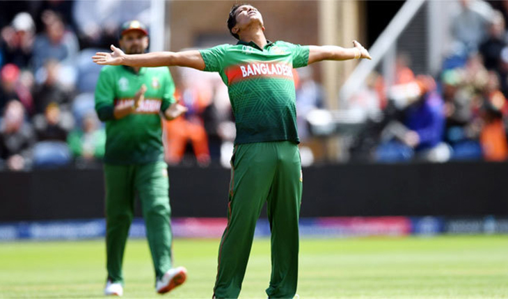  শুরুতেই শূন্য রানে গেইলকে বিদায় করলেন স